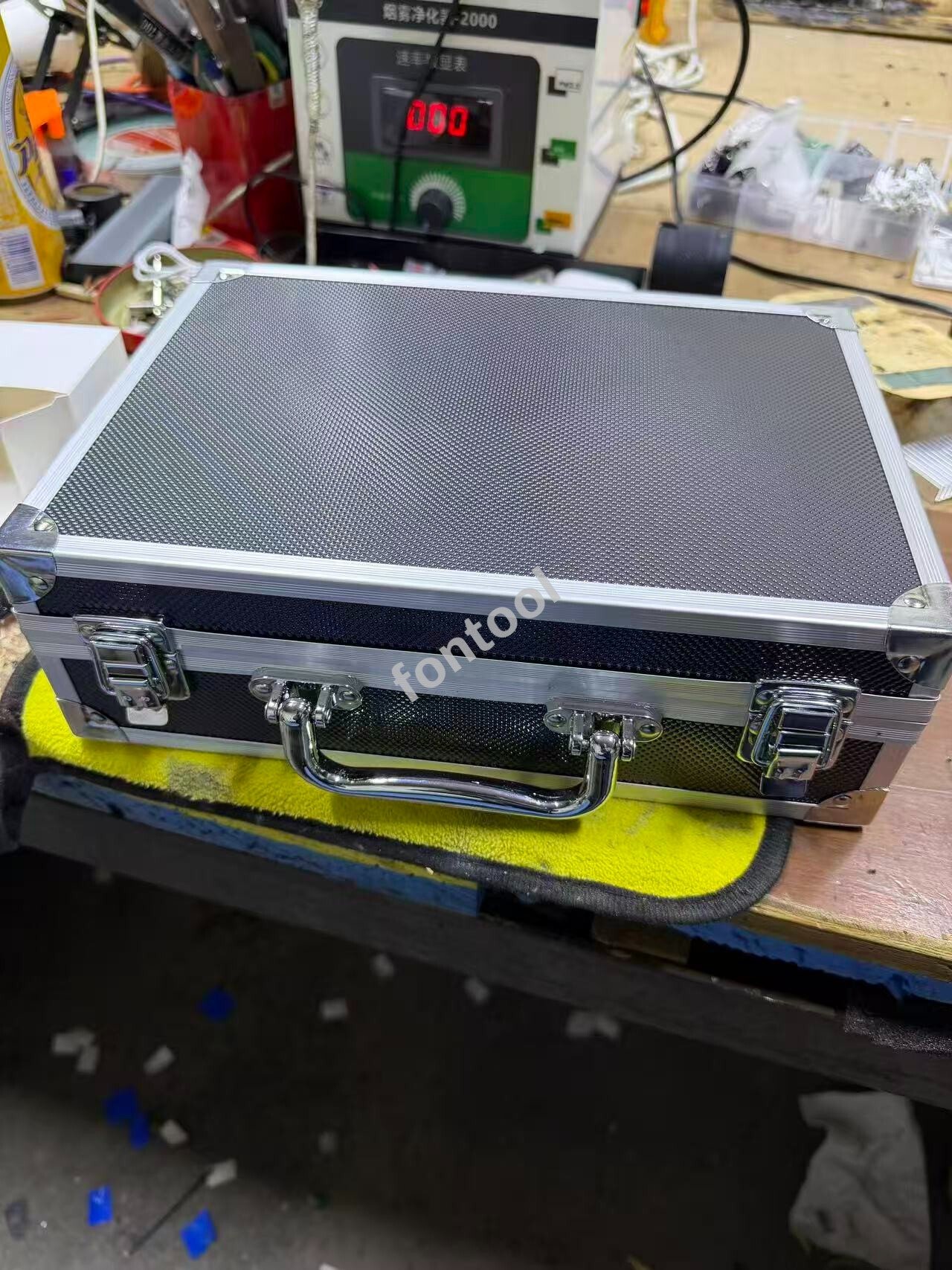 Fontool 120W laser flashlight kit in professional carrying case with charger and batteries